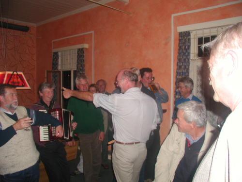 Heinz, Werner, andy, Richard, Herrmann, Peter, Franz, Rüdiger in der Mitte